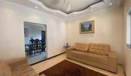 Casa com 3 dormitórios para alugar, 130 m² por R$ 3.600,00/mês - Planalto - Brumadinho/MG
