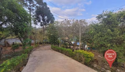 Chácara com 3 dormitórios à venda, 4 m² por R$ 620.000,00 - Condomínio Quintas do Rio Manso - Brumadinho/MG