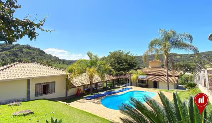 Casa com 3 dormitórios à venda, 200 m² por R$ 900.000,00 - Condomínio Quintas Das Águas Claras - Brumadinho/MG