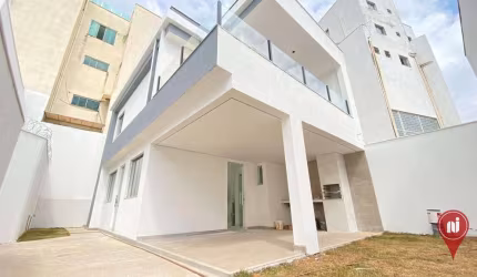 Casa com 3 dormitórios à venda, 115 m² por R$ 470.000,00 - Residencial Masterville - Sarzedo/MG