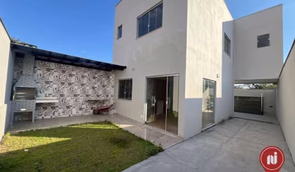 Casa com 3 dormitórios à venda, 150 m² por R$ 650.000,00 - Tiradentes - Betim/MG