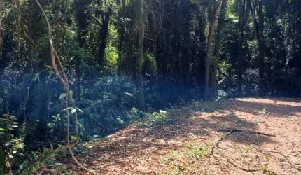 Terreno em condomínio