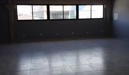 Salão comercial  para alugar no centro de São Roque
