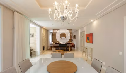 Apartamento à Venda no Cabral - Sofisticação e Conforto em 182m²