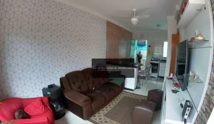 Lindo Sobrado em Condominio em Itaquera !!! São 73 metros bem divididos em 02 dormitórios com suite e mais uma vaga coberta !!