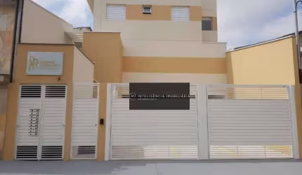 Sobrado de Condominio com 02 dormitórios e 01 vaga coberta !!
