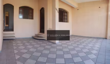 Excelente Sobrado em um terreno 7 x 20 com 02 vagas cobertas no Bairro Cidade Centenário !!