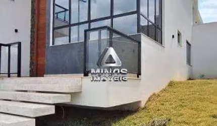 Linda casa Mooderna Condominio Alphavile Vespasiano