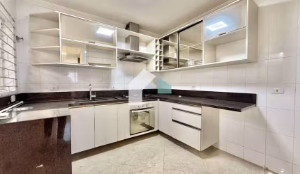 Casa com 3 quartos à venda na Rua Doutor Heleno da Silveira, 567, Boqueirão, Curitiba por R$ 599.000