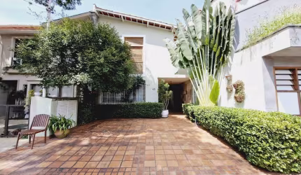 Espetacular casa de vila para venda com 3 quartos, sendo 3 suítes, 216m²