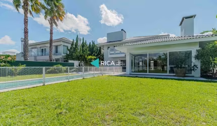 Casa em condomínio fechado com 4 quartos à venda na Avenida Juca Batista, 8000, Chapéu do Sol, Porto Alegre por R$ 2.800.000