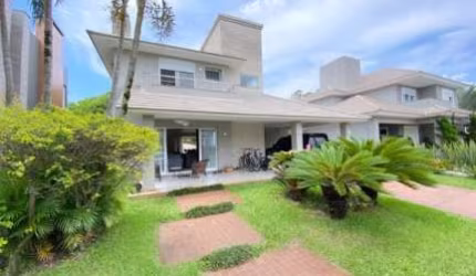 Casa em condomínio fechado com 4 quartos à venda na Avenida Interbalneários, 436, Atlântida, Xangri-Lá por R$ 3.000.000