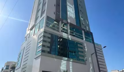 Apartamento para venda em Itapema de 131.00m² com 3 Quartos, 3 Suites e 3 Garagens