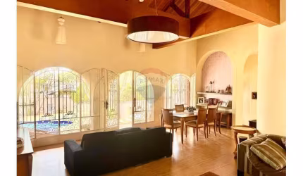 Casa de Alto Padrão Venda em Atibaia