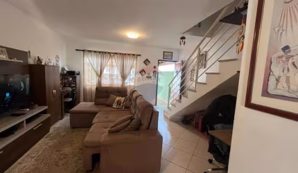 'Casa Jardim Paulista, Atibaia - Grande Oportunidade' 2 Suites/ 3 vagas de garagem