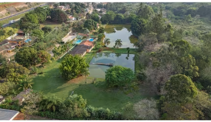 Pousada a venda em Atibaia/SP com 30.000 m² de terreno e infraestrutura para eventos