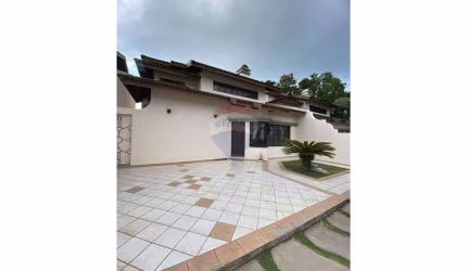 CASA EM CONDOMINIO EM ATIBAIA VILA SANTISTA COM 3 SUITES