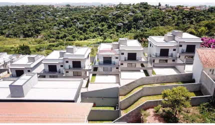 Casa com 3 suites master com varanda no Jardim Paulista 'Lançamento'