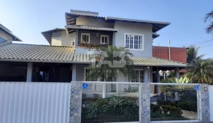 CASA PRAIA DOS AMORES