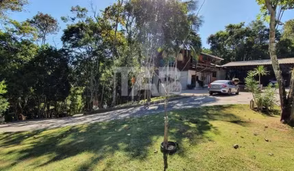 CASA NO BAIRRO ARRAIAL DOS CUNHAS