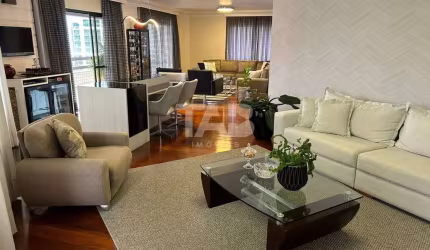 Excelente apartamento mobiliado à venda