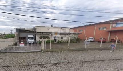 Galpão para locação com 1.240m² | Barra do Rio, Itajaí