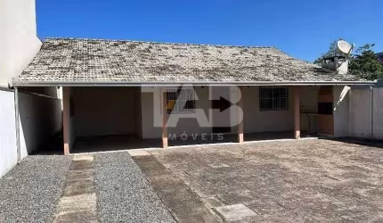 Casa à Venda em Navegantes