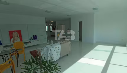 Casa com 4 dormitórios à venda na Praia dos Amores