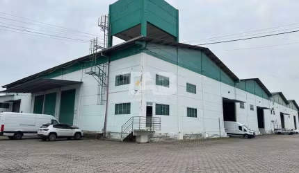 Galpão com 2.500m² para locação | São João