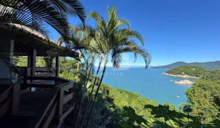 Casa com vista mar 180°