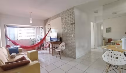 Apartamento com 2 quartos à venda em Maceió
