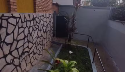 Casa com 4 quartos para alugar em Belo Horizonte