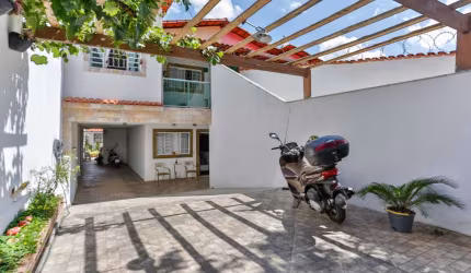 Casa Geminada com 4 quartos à venda em Belo Horizonte