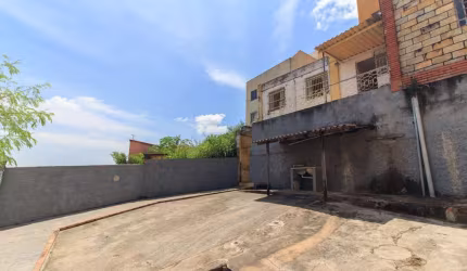 Casa com 2 quartos à venda em Belo Horizonte