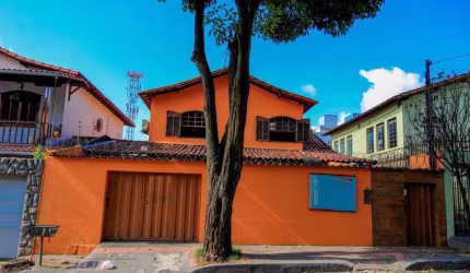 Casa com 6 quartos à venda em Belo Horizonte
