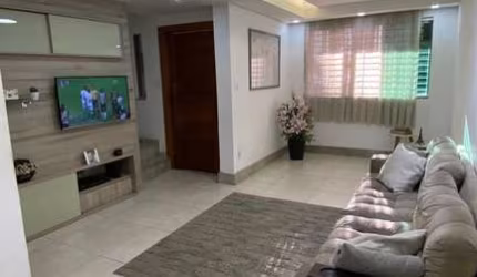 Casa Geminada com 4 quartos à venda em Belo Horizonte
