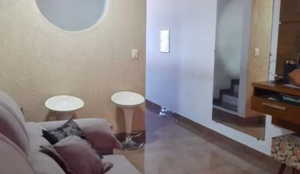Casa de Condomínio com 2 quartos à venda em Contagem