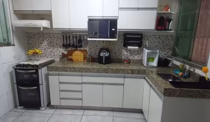 Casa com 3 quartos à venda em Sarzedo