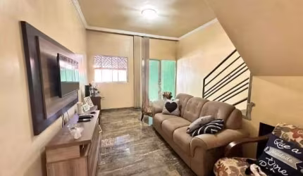Casa com 2 quartos à venda em Contagem
