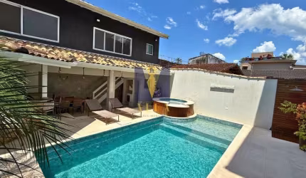 Casa de Alto Padrão com 4 Suítes e Área de Lazer Completa – Praia do Lázaro, Ubatuba