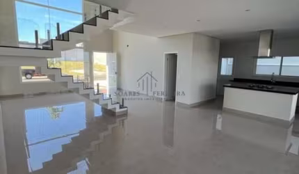 Excelente sobrado com 03 suítes e piscina no condomínio Jd. Maria José - Indaiatuba
