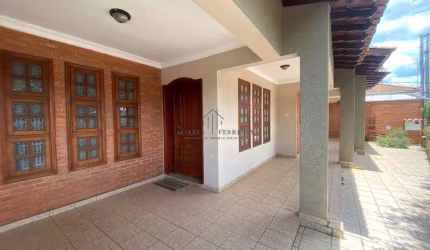 Excelente casa comercial térrea para estabelecimentos como clinicas - Bairro Cidade Nova