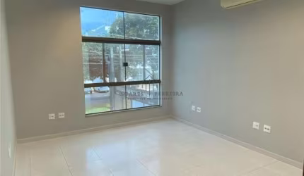 Alugue sua sala comercial na Vila Castelo Branco, Indaiatuba-SP! 20m², banheiro privativo, localização privilegiada!