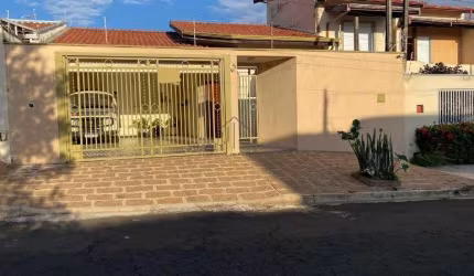 Imperdível casa à venda em Indaiatuba-SP, Jardim Regina: 3 quartos, 1 suíte, 2 salas, 3 banheiros, 4 vagas, 183m².