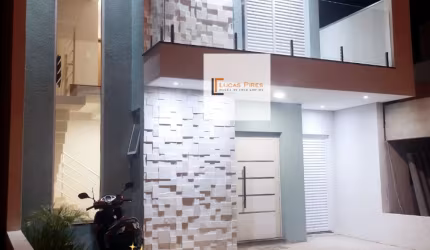 Sobrado com piscina e suíte no Condomínio Horto Florestal