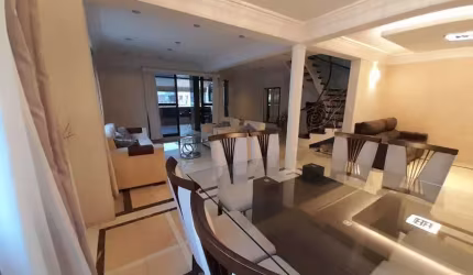 Cobertura Duplex para venda possui 262 metros quadrados com 3 quartos em Gonzaga - Santos - SP