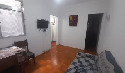 Apartamento 1 dormitório a poucos metros da praia em São Vicente