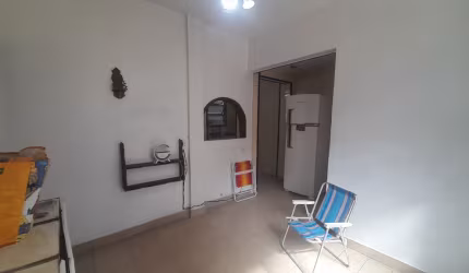Lindo apartamento 1 dormitório ha uma quadra da praia