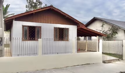 EXELENTE OPORTUNIDADE! CASA ,ESCRITURADA, {OPORTUNIDADE} SO 470 MIL!!