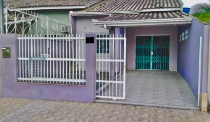 CASA EM LOCAL LIVRE DE ENCHENTE EM CAMBORIU!!